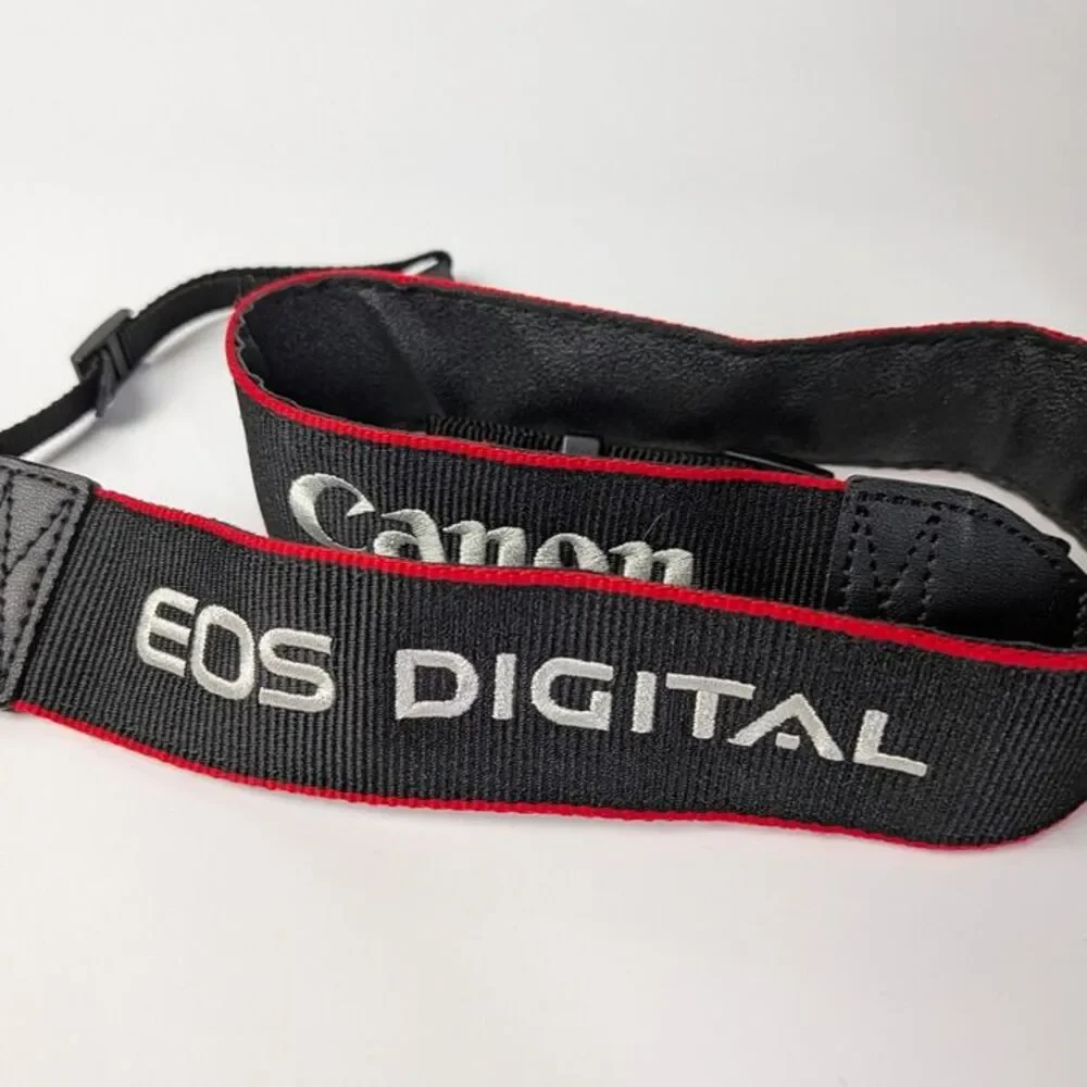 Canon EOS Rebel T4i (650D) - Authentic and Tested